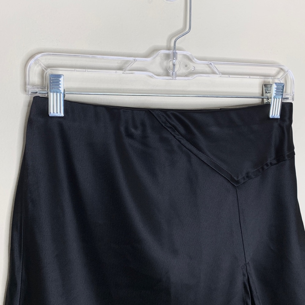 NONchalant Label Karmen Satin Slit Mini Skirt (Sz M) Black - Picture 5 of 13